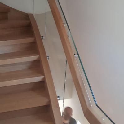 Treppeeichemitganzglasgelaender 8