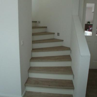 Treppenstufenauslaminatboden 1