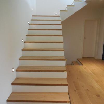 Treppenstufenausriemenboeden 3