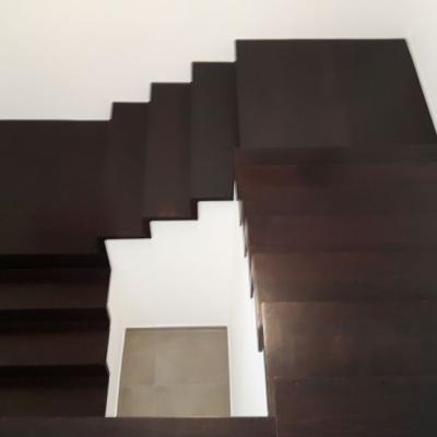 Treppenstufeneichschwarzaufbeton 6