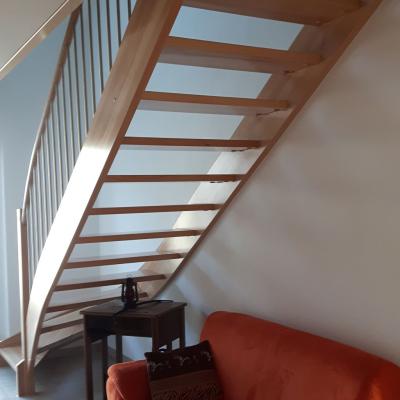 Treppeviertelgewendelteingestemmtbuche 10