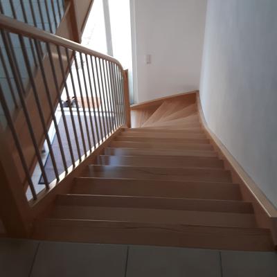 Treppeviertelgewendelteingestemmtbuche 14
