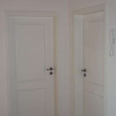 Zimmertuerezweifuellungweisslack 1