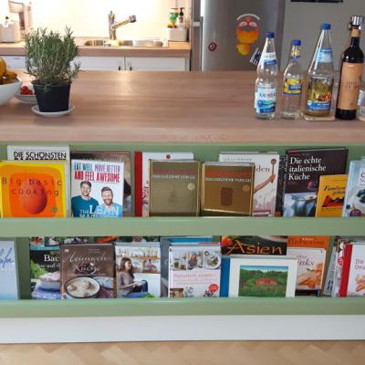 Esstischgruppeweisslackgruenklassisch 11